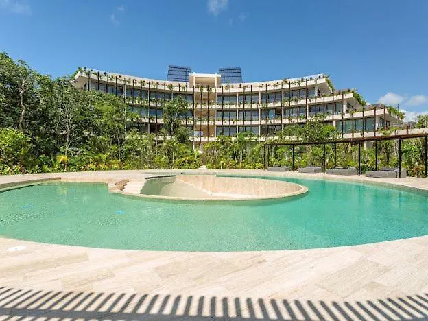 Luxury Studio - Stunning Pool View & Amenities Tulum Apartment