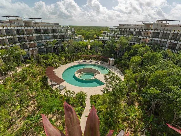 Luxury Studio - Stunning Pool View & Amenities Tulum